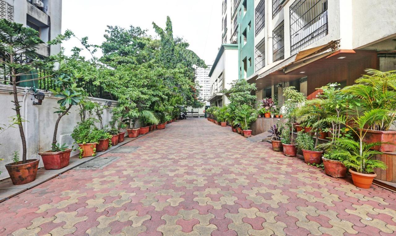 Treebo Trend Bandra Apartments Bombaim Exterior foto