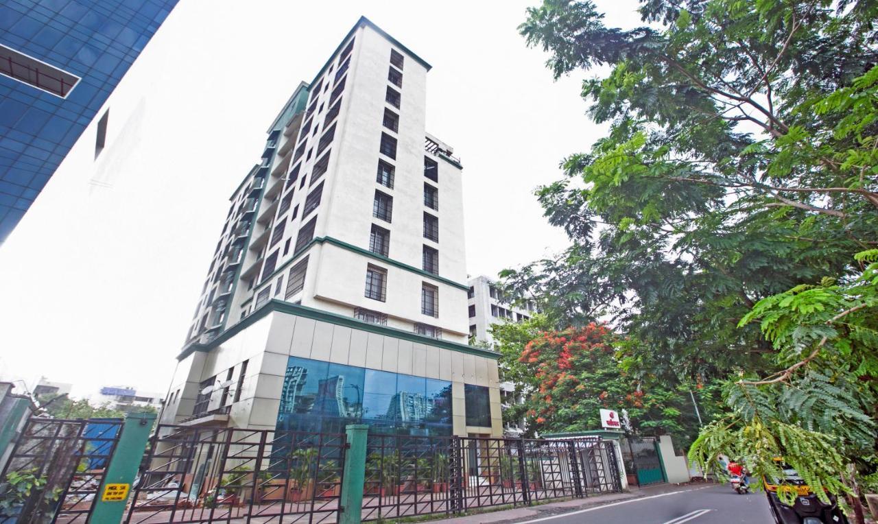 Treebo Trend Bandra Apartments Bombaim Exterior foto